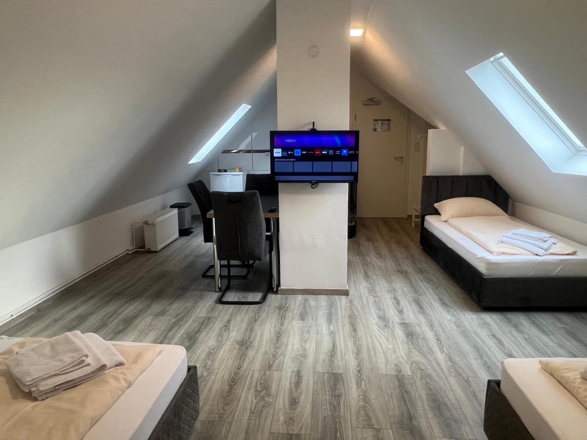 Durmaz Hotel Hanovre Extérieur photo