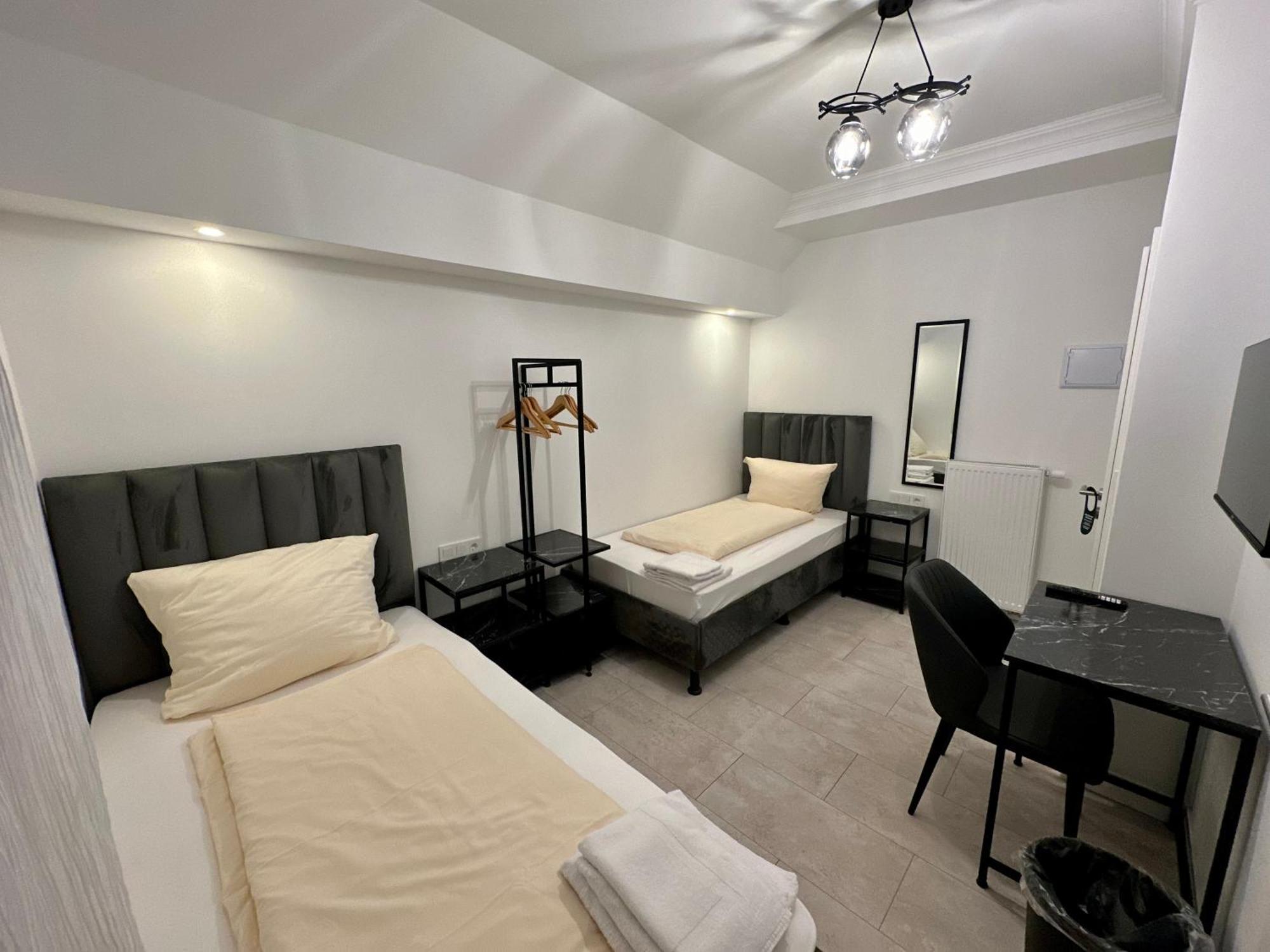 Durmaz Hotel Hanovre Extérieur photo