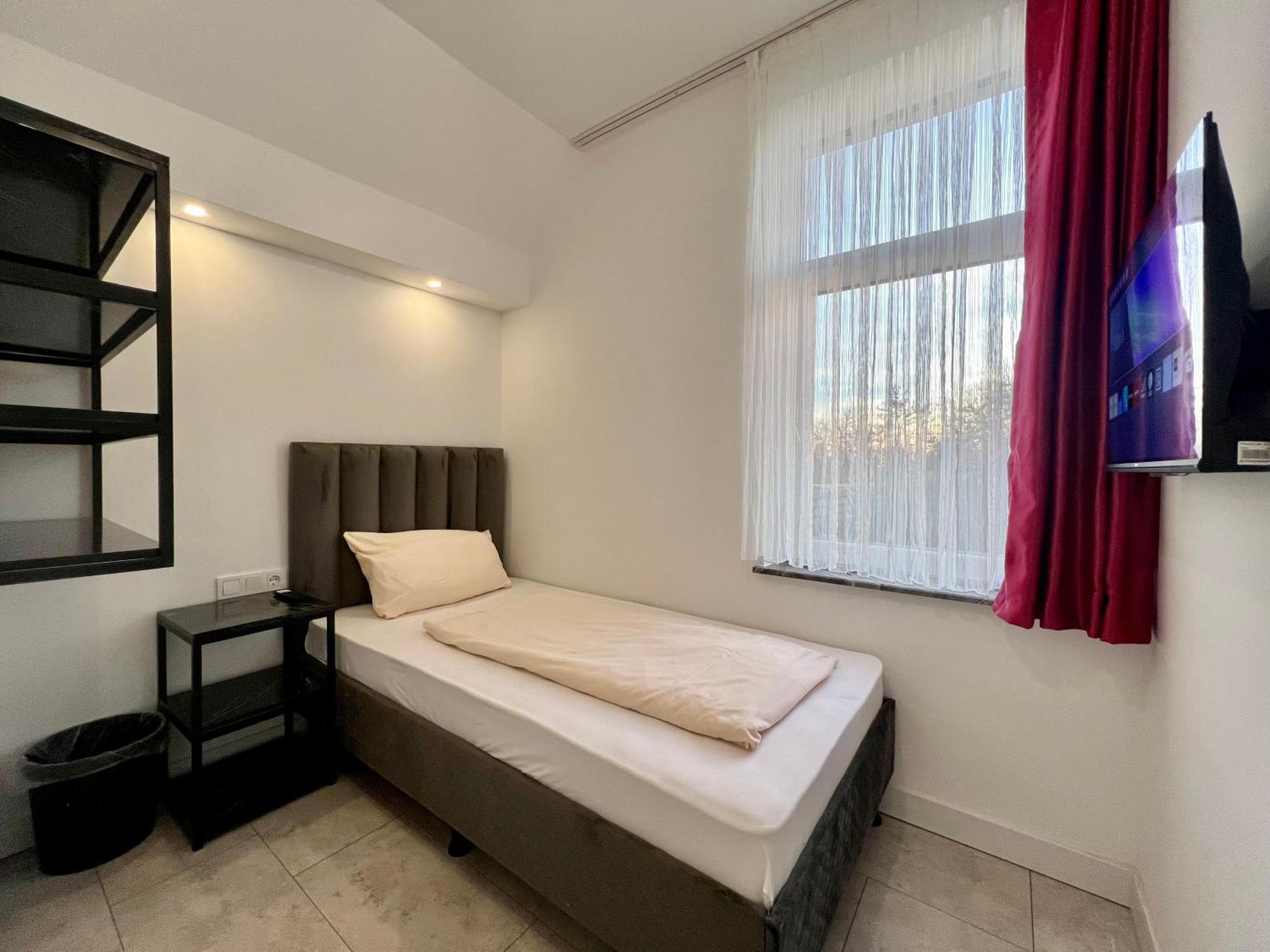Durmaz Hotel Hanovre Extérieur photo