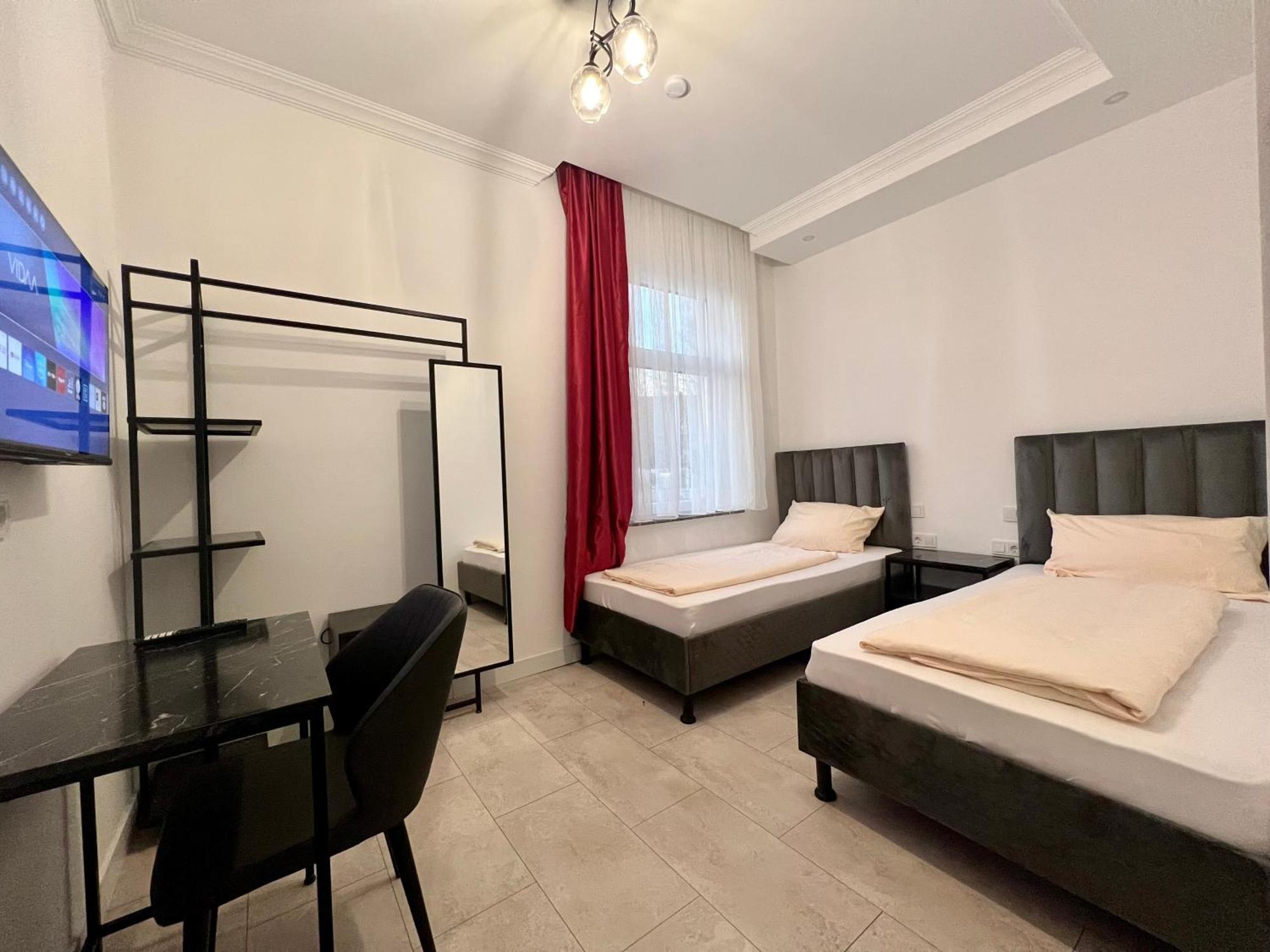 Durmaz Hotel Hanovre Extérieur photo